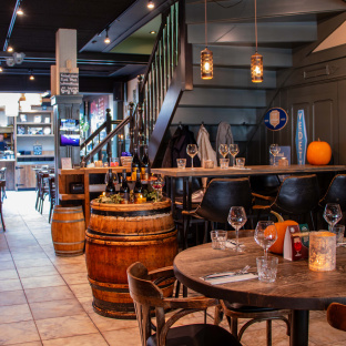 restaurant 2